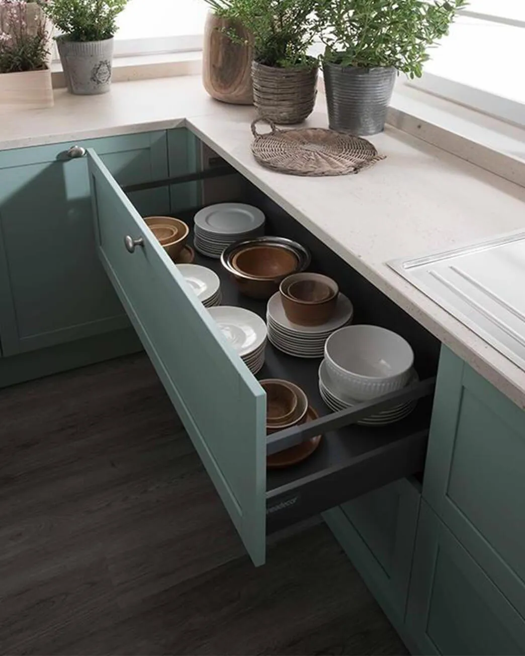 Antaro Deep Drawer