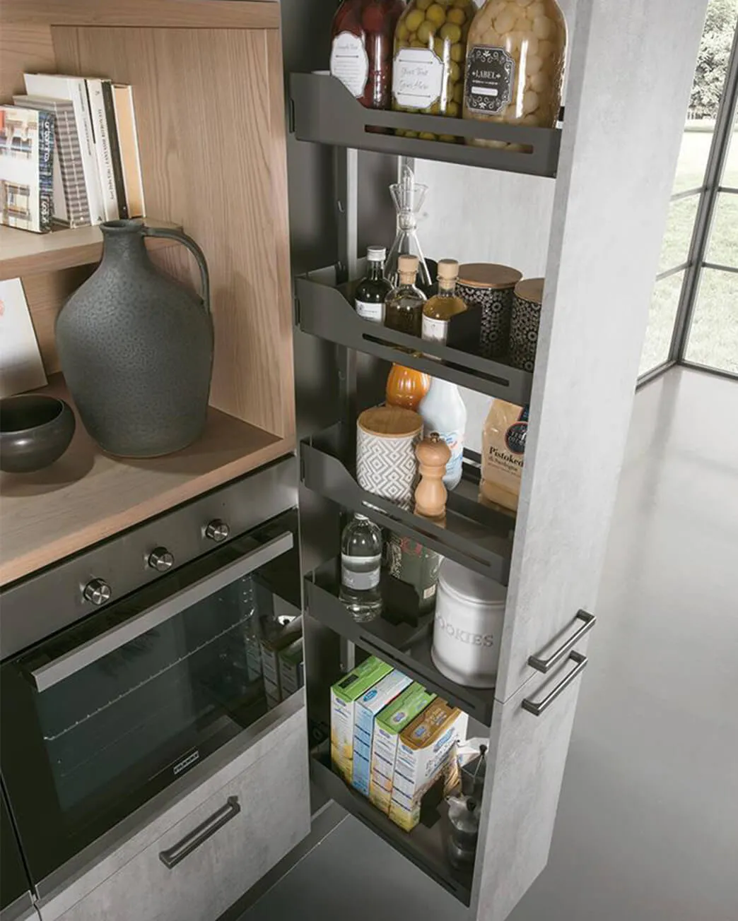 Comfort Pull-Out Larder Tall Unit