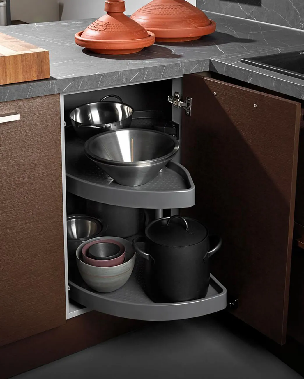 Corner Base Unit with Flex 1/2 Swivel Trays