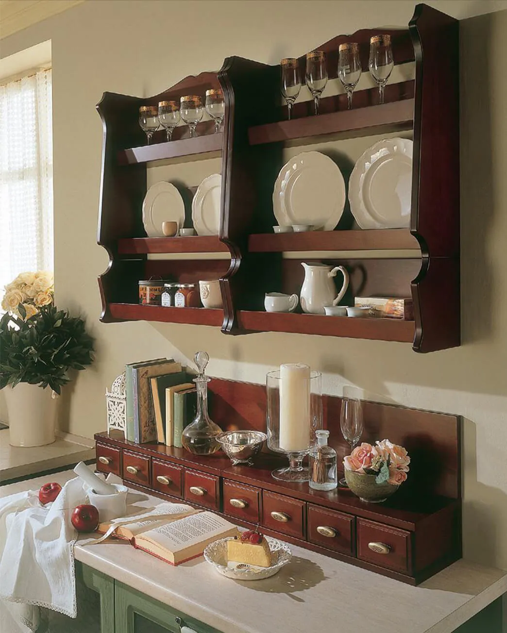 Wooden Plate Holder