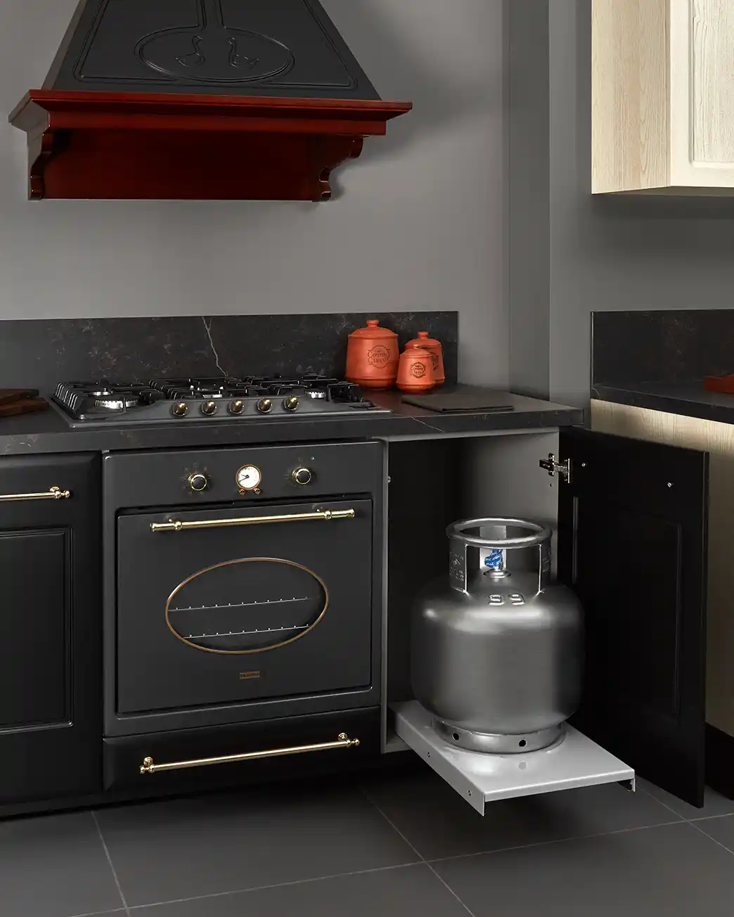 Pull-Out Propane Tank Tray