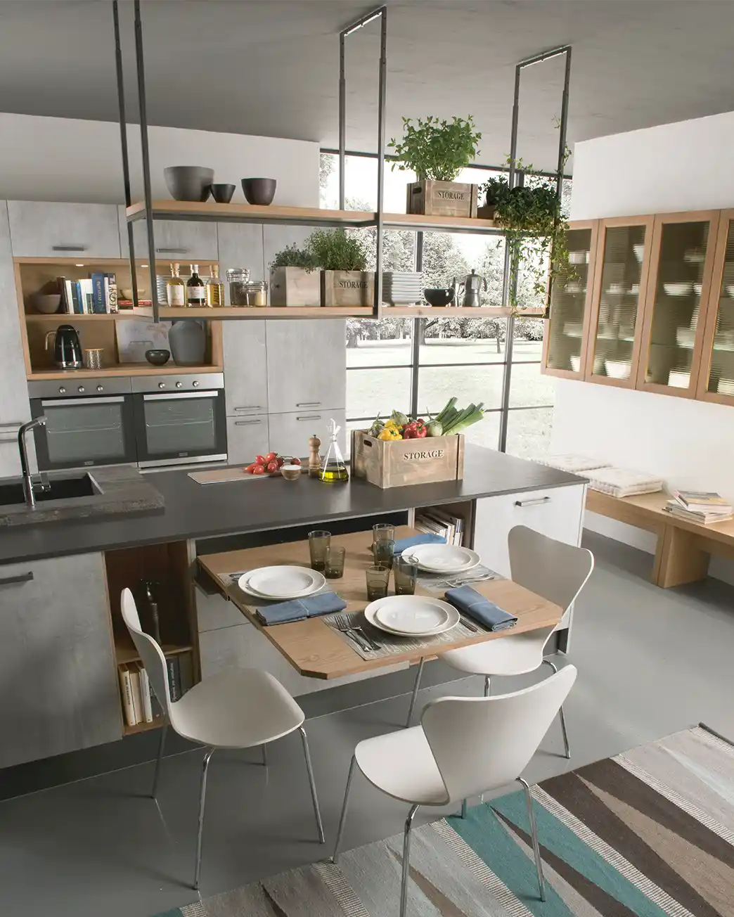 Pull-out Table