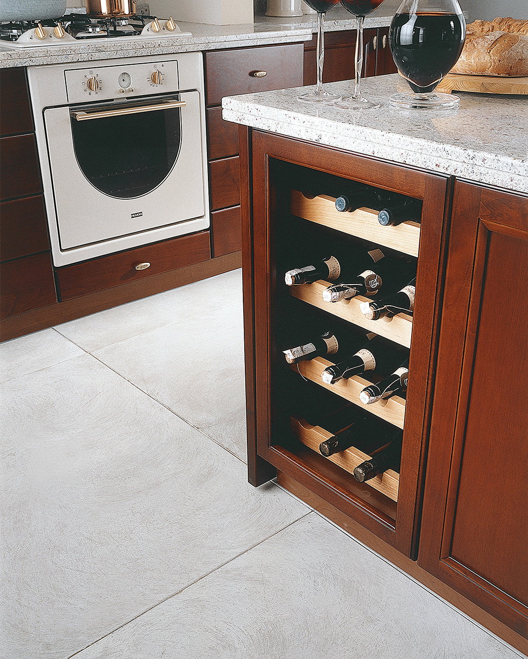 Base Unit with Wine-Rack
